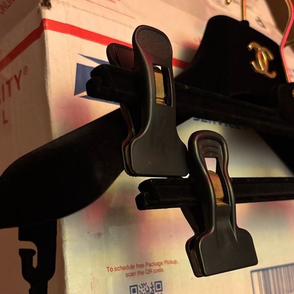 CHANEL Black and Gold Hangers Trio - Picture 2 of 7